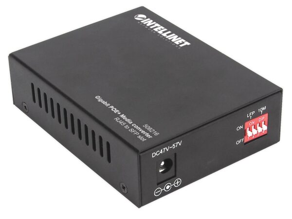 max_508216pro_5 Media Converter SFP Gigabit PoE+