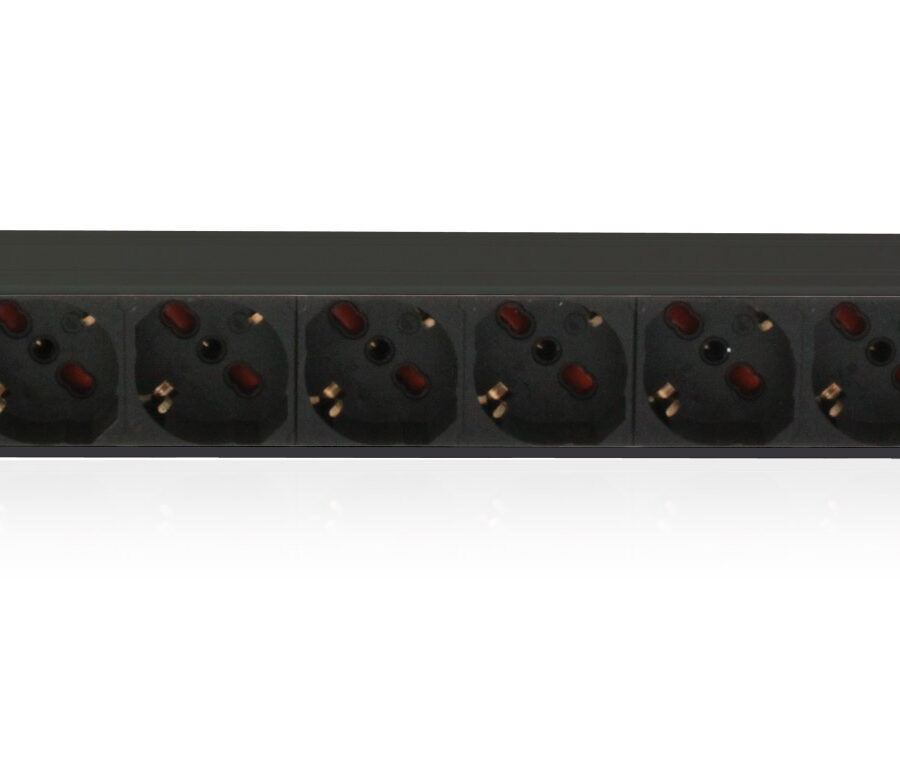 Multipresa 9 Posti da Rack 19'' con Interruttore Spina Italiana 1U